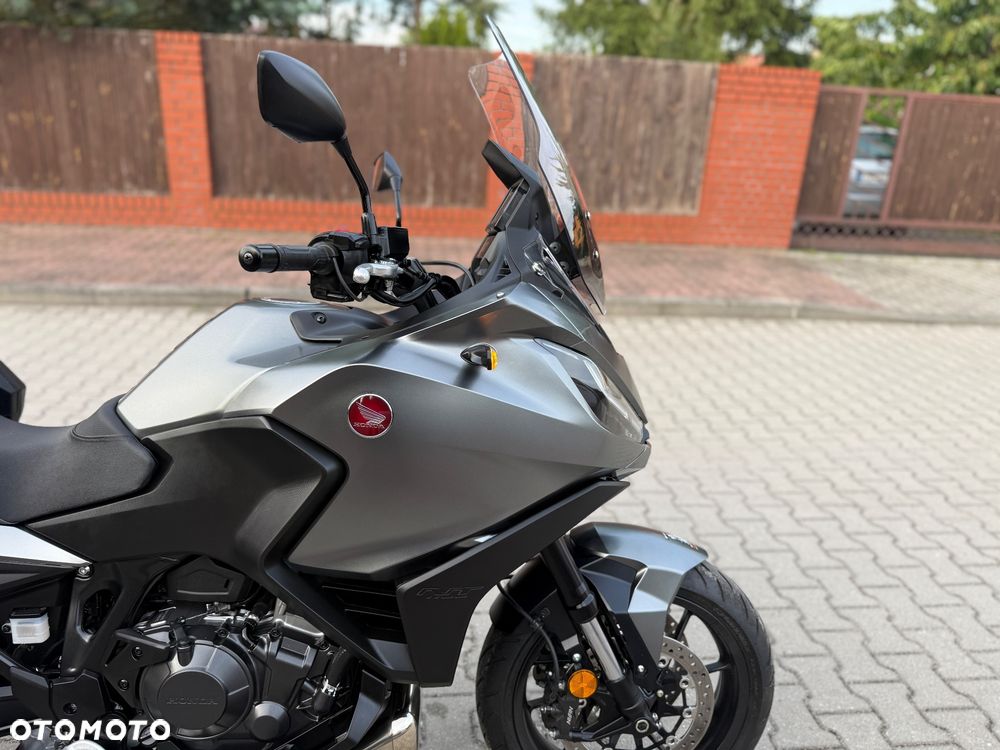 Honda NT - 9