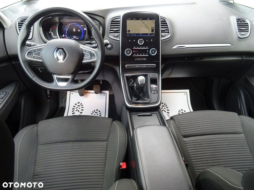 Renault Grand Scenic Gr 1.3 TCe FAP Intens EU6d - 10