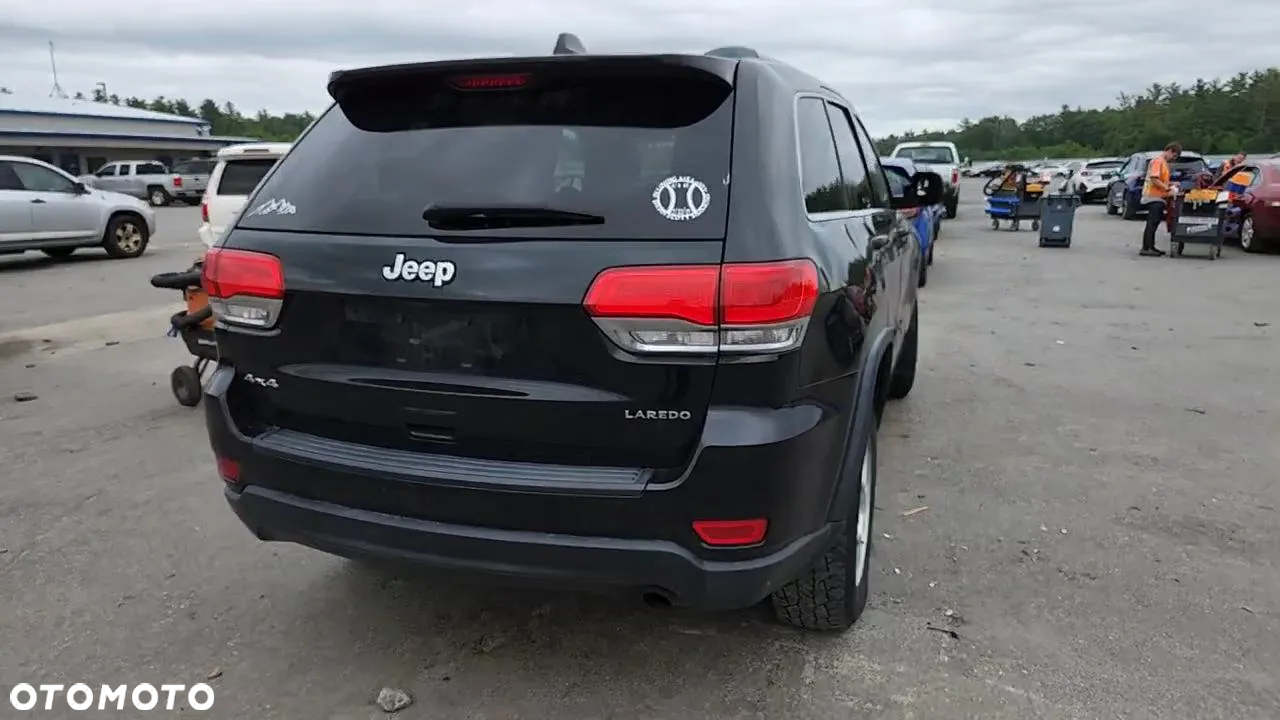 Jeep Grand Cherokee - 19