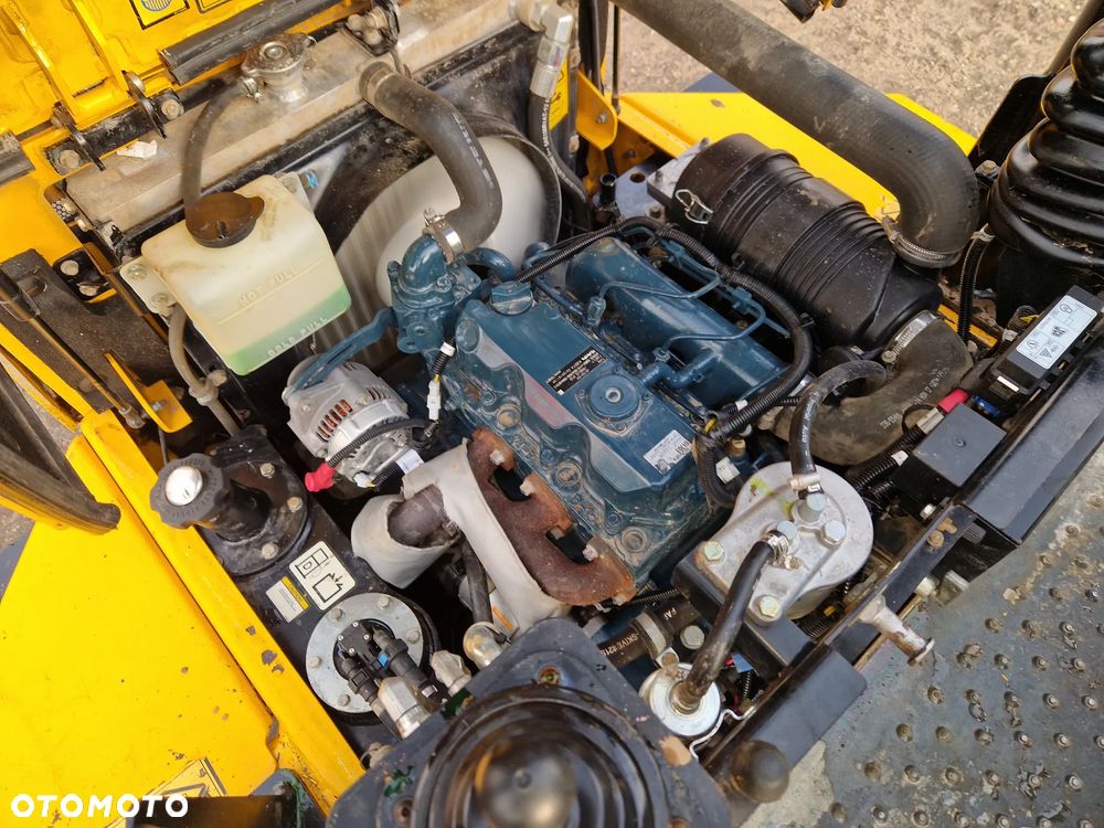 JCB 3 STH Thwites MACH 573 3 tony  6 ton 1 tona  5 ton  Benford - 13