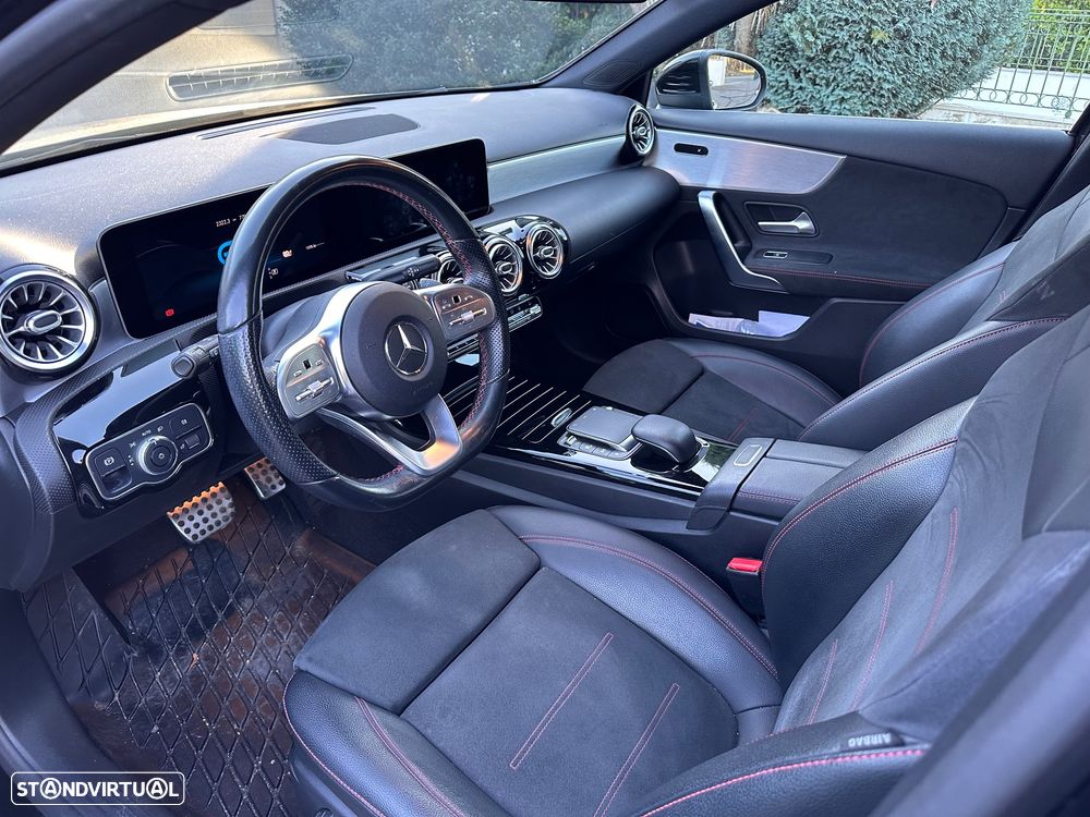 Mercedes-Benz A 250 e AMG Line - 8