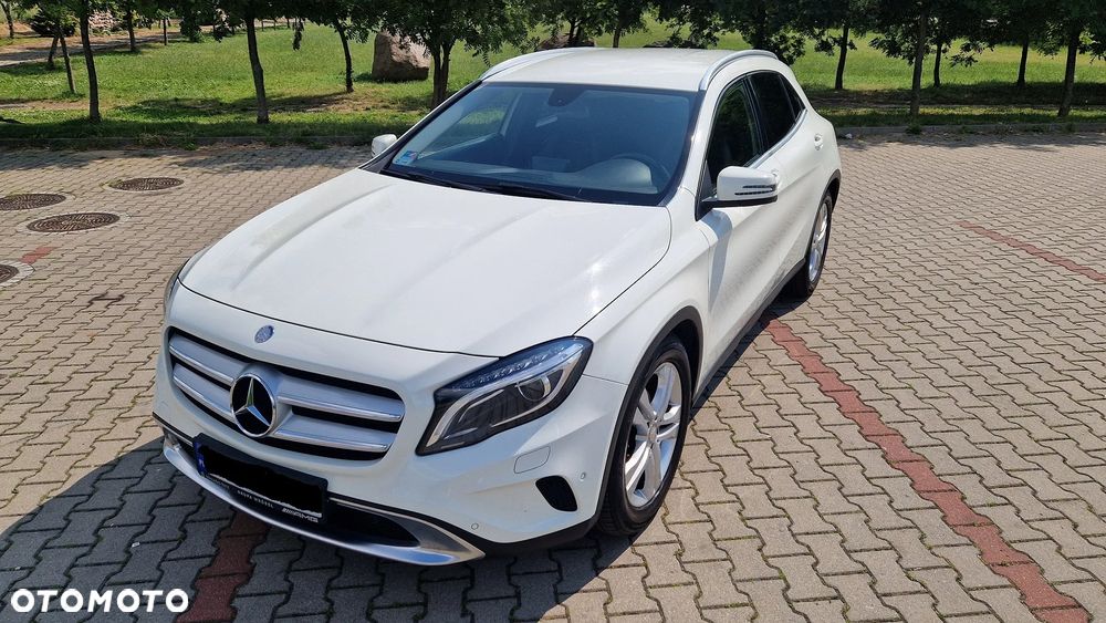 Mercedes-Benz GLA - 1