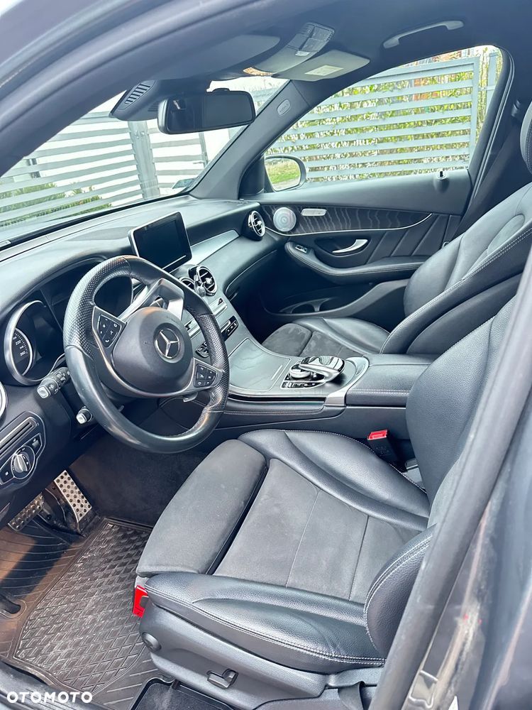 Mercedes-Benz GLC - 17