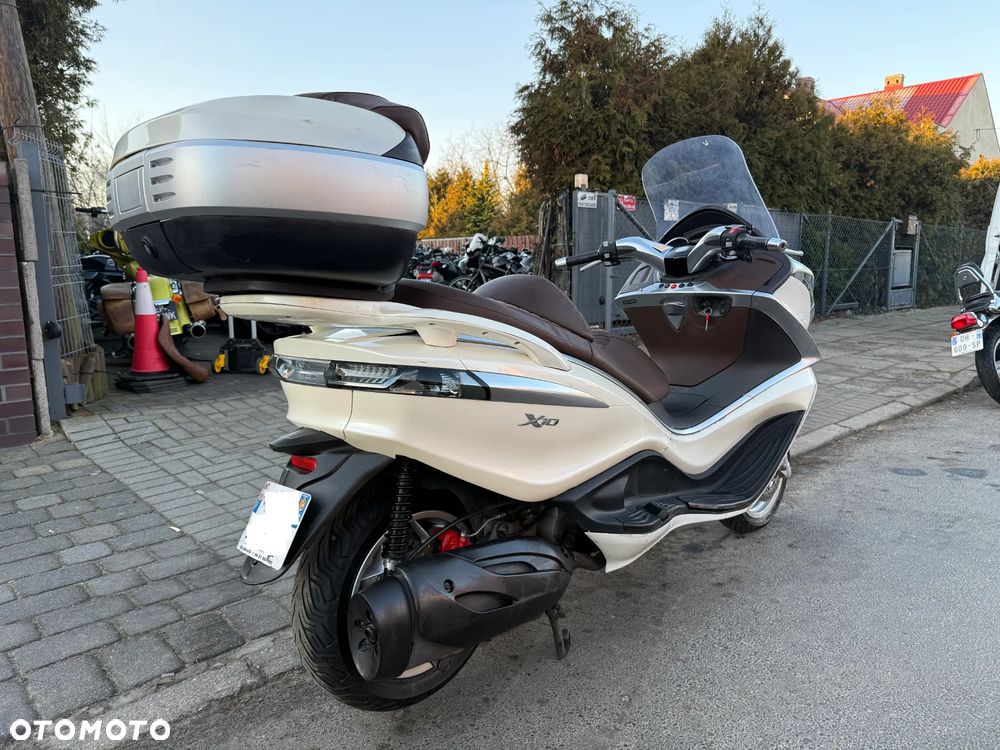 Piaggio X10 - 8