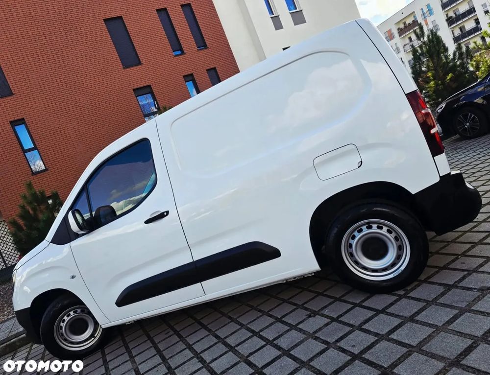 Opel Combo 1.5 CDTI S&S - 32