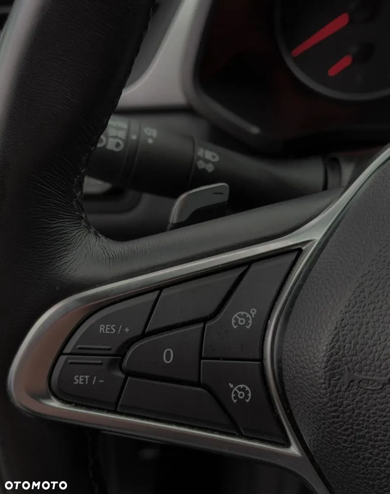 Renault Captur - 11