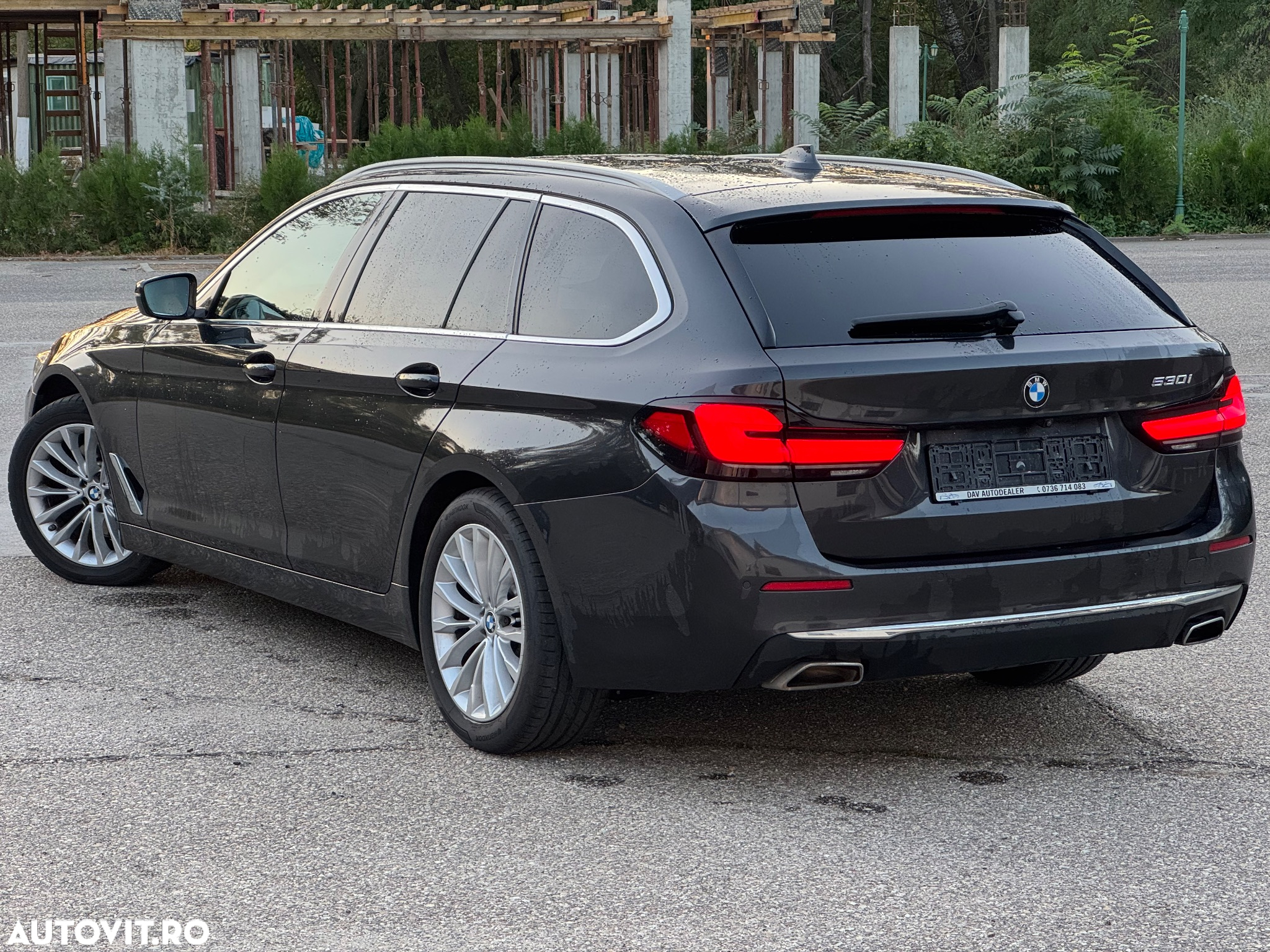 BMW Seria 5 530i Touring Aut. Luxury Line - 3