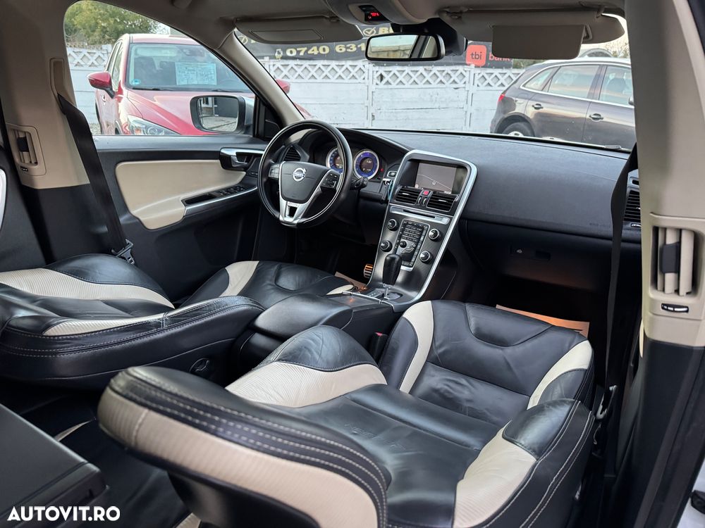 Volvo XC 60 2.4D AWD Aut. RDesign - 18