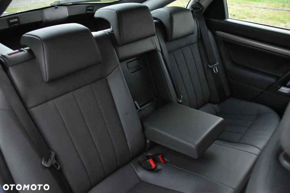 Opel Vectra 1.8 Cosmo Plus - 23
