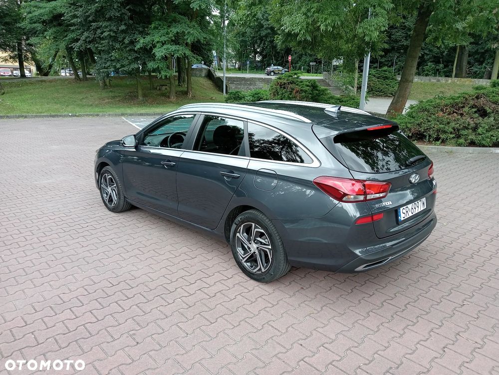Hyundai i30 1.5 DPI Smart - 6