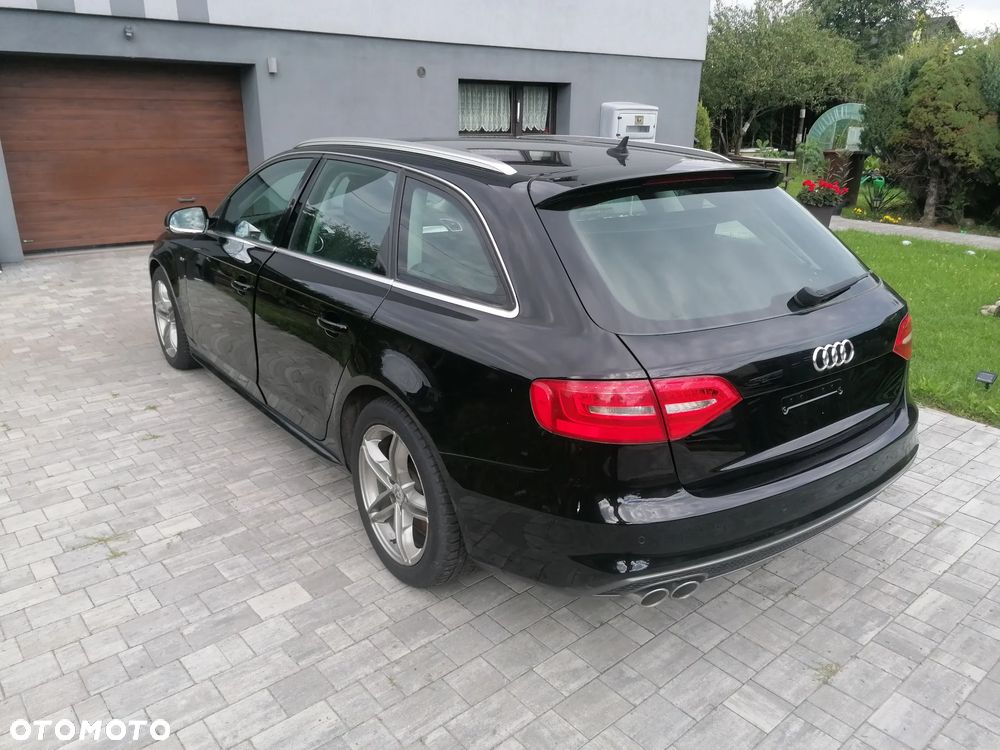 Audi A4 Avant - 8
