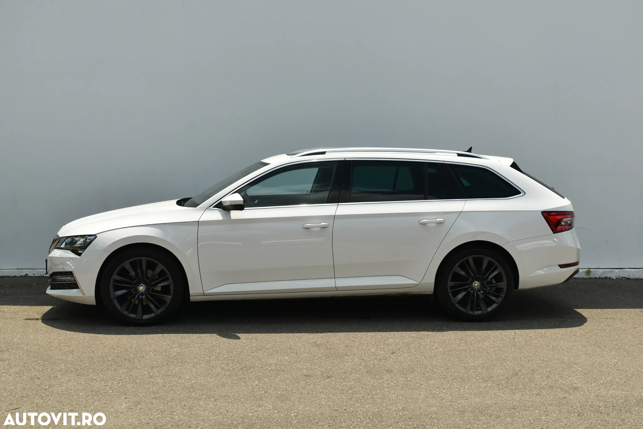 Skoda Superb Combi 1.4 TSI PHEV Style - 18