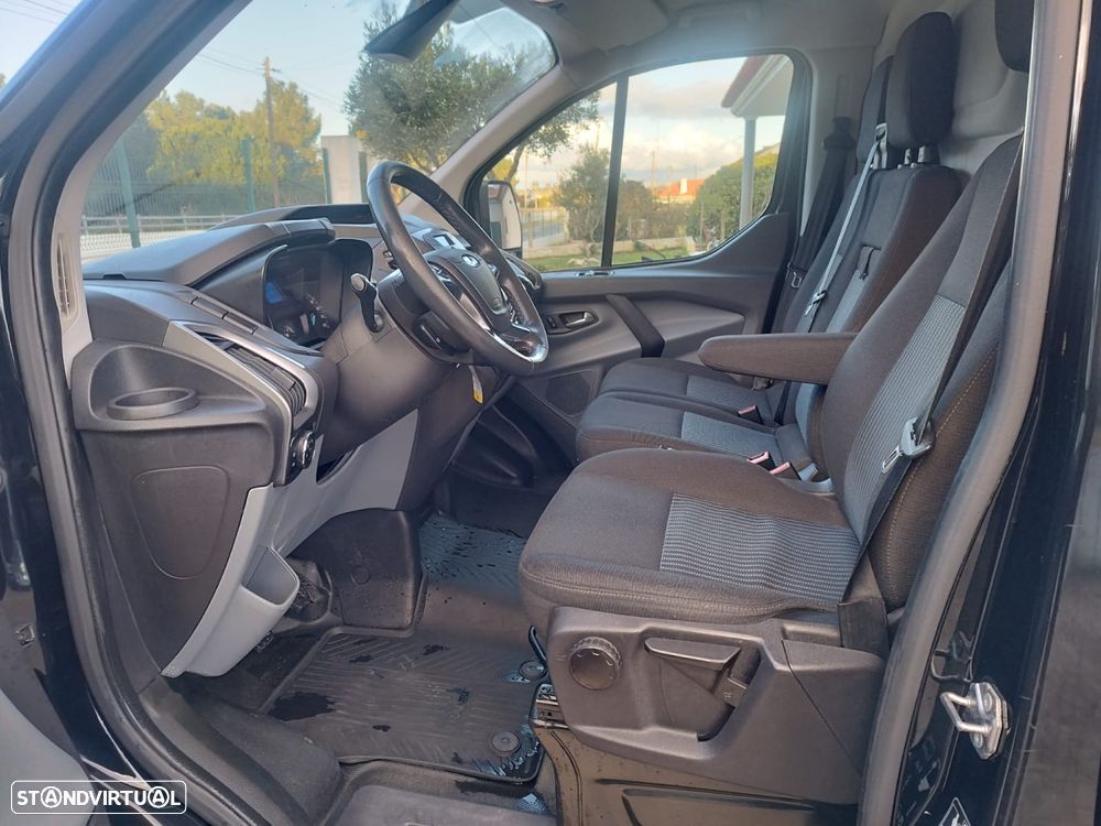 Ford Transit Custom 2.2 Tdci L2H1 Longa - 9