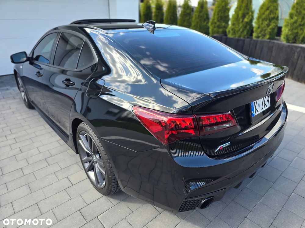 Acura TLX - 11