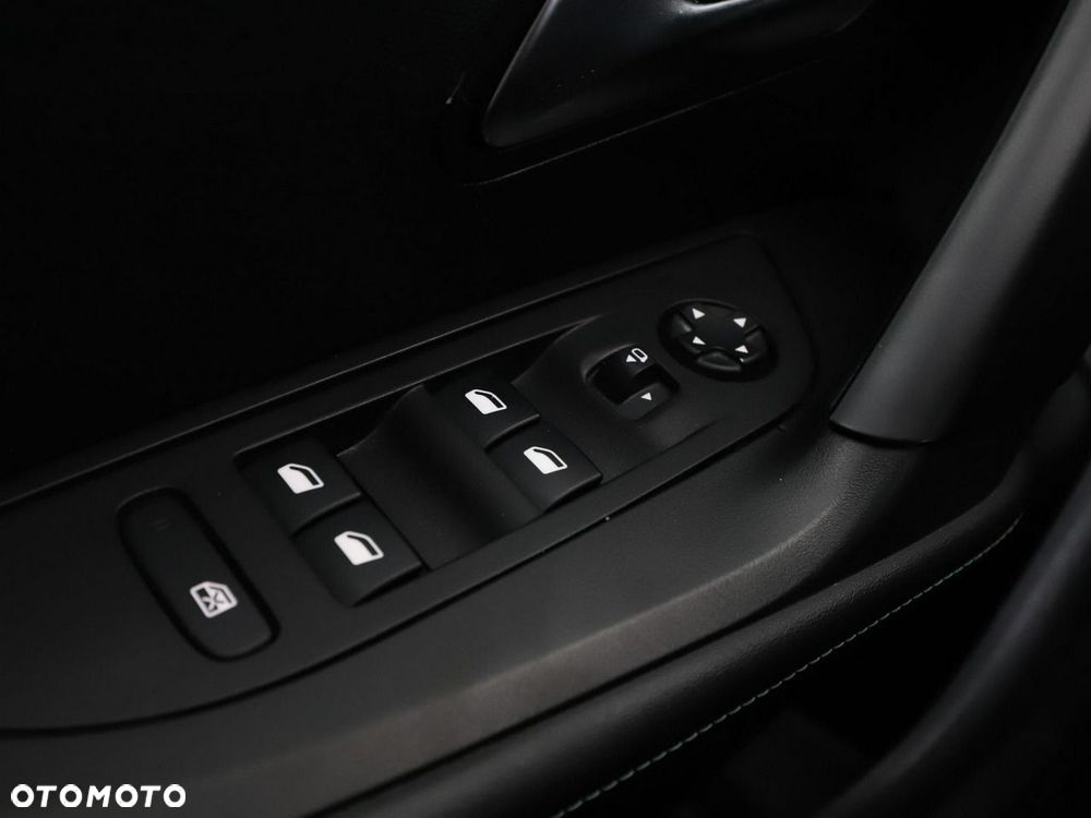 Peugeot 2008 1.5 BlueHDi Allure Pack S&S EAT8 - 38