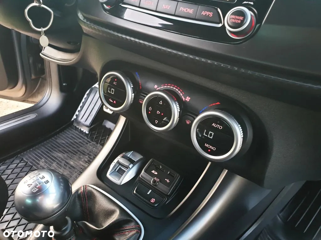 Alfa Romeo Giulietta 1.4 TB MultiAir Super - 25