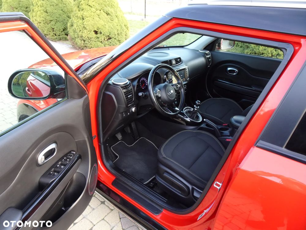 Kia Soul 1.6 CRDI XL - 17