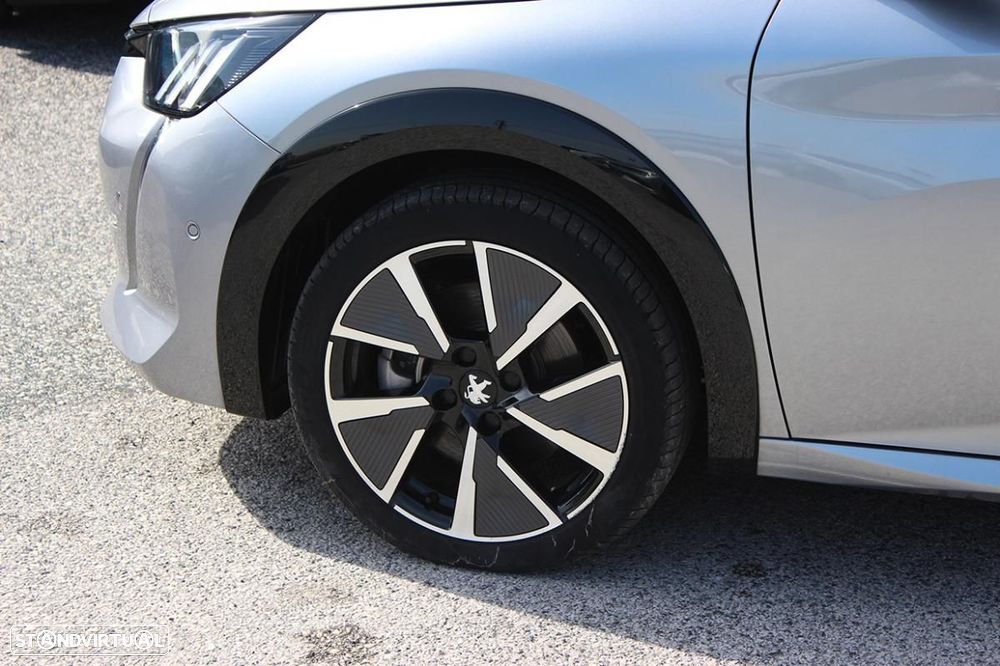 Peugeot e-208 50 kWh GT Line - 6