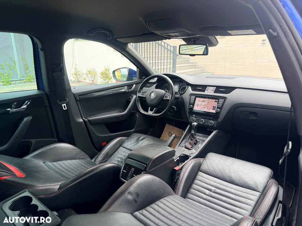 Skoda Octavia 2.0 TDI DSG RS - 14