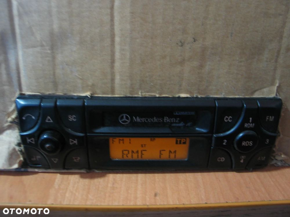radio radioodtwarzacz Mercedes audio 10  becker BE3100  A2108200986 - 5