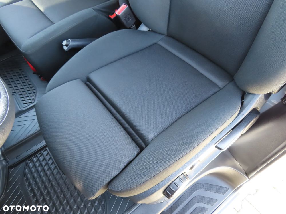 Mercedes-Benz Sprinter 519 CDI 190 KM Chłodnia Winda Załadowcza BÄR 750 Kg Agregat Zasilany Na Postoju 230 V Izoterma ACORD 3500 mm Dł. 6 Euro Palet Rozstaw Osi L2- 3665 mm, DMC 3500 Kg Tylne Koła Bliźniacze WZMACNIANY Stan Wizualny I Techniczny NOWY Tak Jak Z Taśmy Produkcyjnej Gotowy Dostępny OKAZJA POLECAM - 34