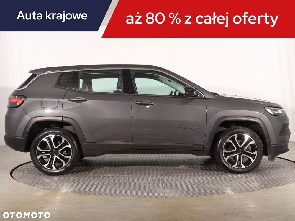 Jeep Compass - 8