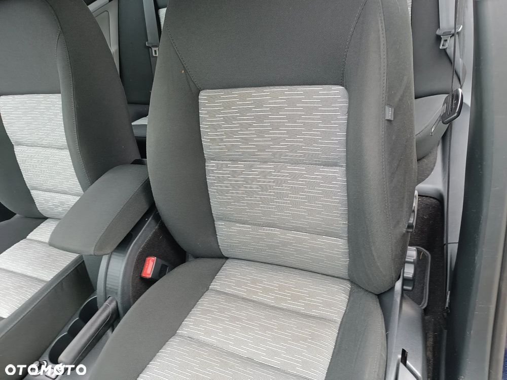Skoda Octavia 1.4 TSI IMPULS EDITION - 28