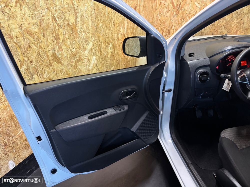 Dacia Lodgy 1.2 TCe Confort 7L - 5