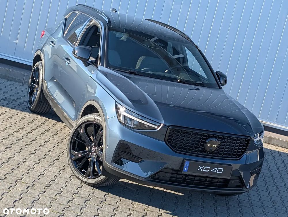 Volvo XC 40 B4 AWD Ultimate Dark - 7