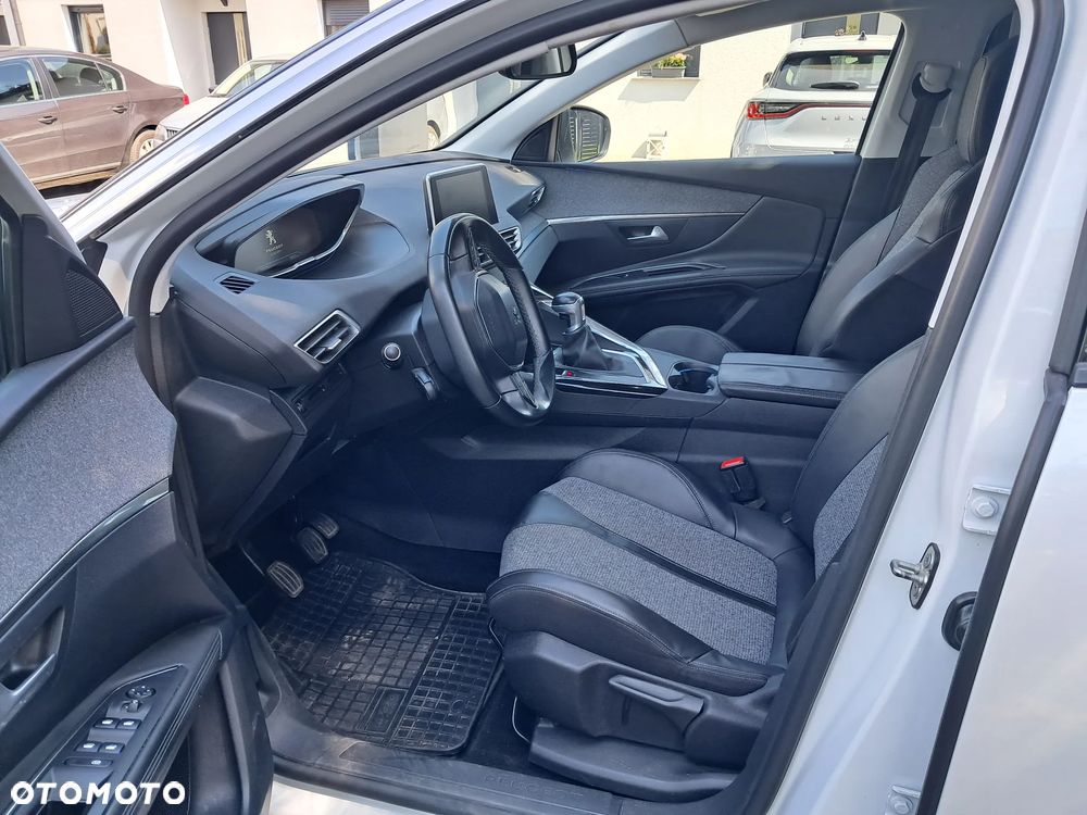 Peugeot 3008 BlueHDi 120 Stop & Start Allure - 11