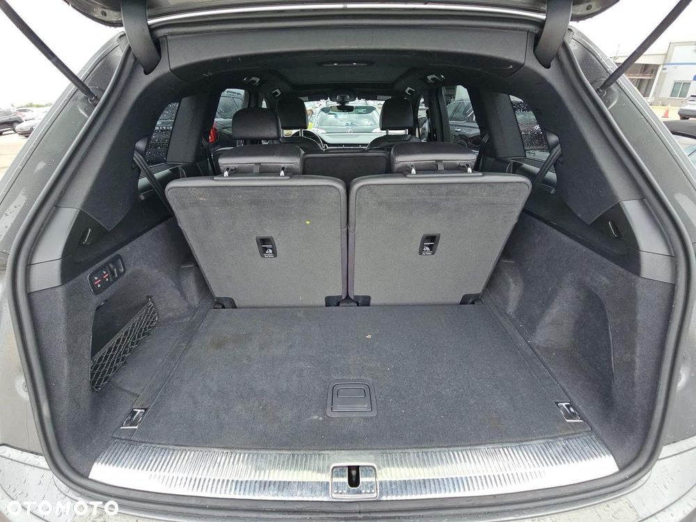 Audi Q7 3.0 TFSI Quattro Tiptronic - 22