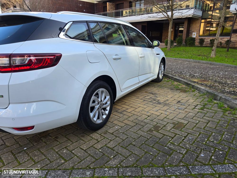 Renault Mégane Sport Tourer 1.5 dCi Limited - 4