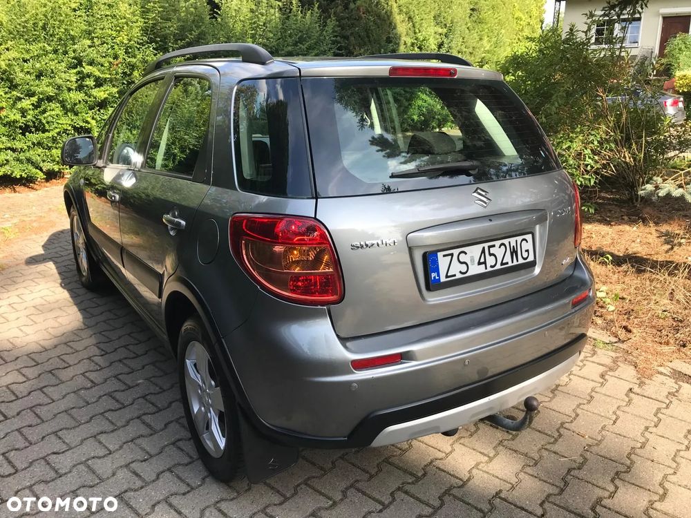 Suzuki SX4 1.6 VVT 4x4 Comfort - 4