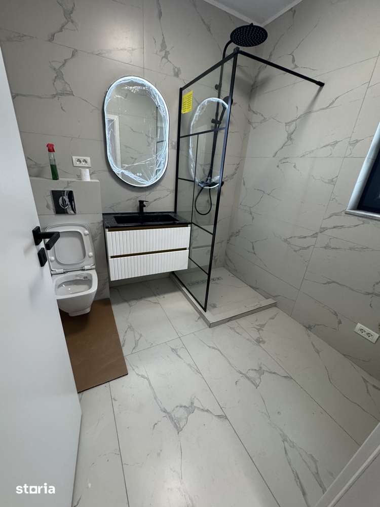 Individuala 23 august TOATE UTILITATILE, curte 350m2 - Imagine principală: 4/6