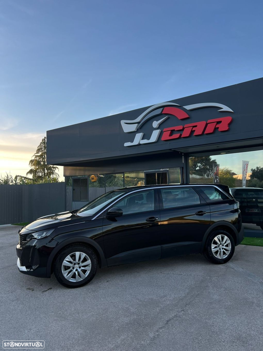 Peugeot 5008 1.5 BlueHDi Active - 4