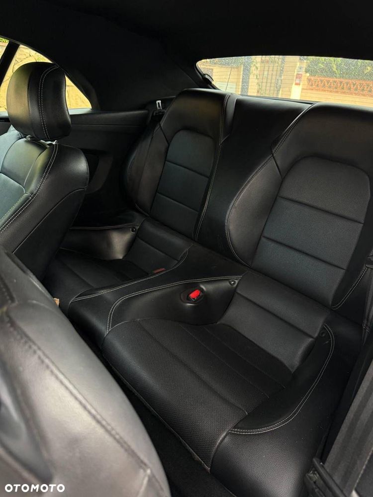 Ford Mustang 2.3 EcoBoost - 30