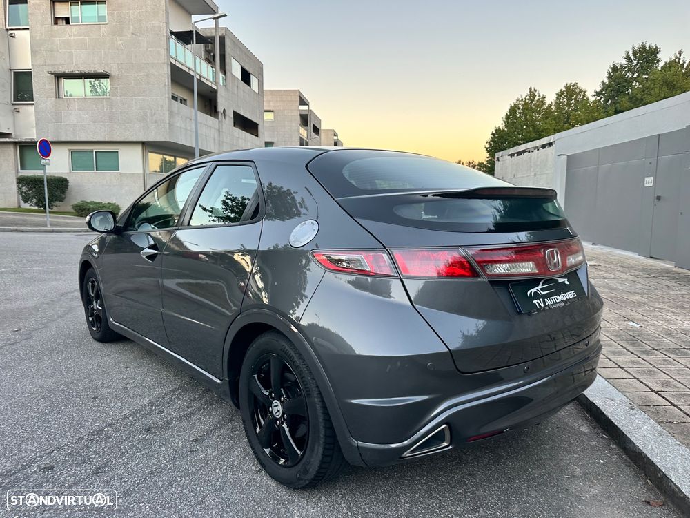 Honda Civic 1.4 i-VTEC Sport Edition - 8
