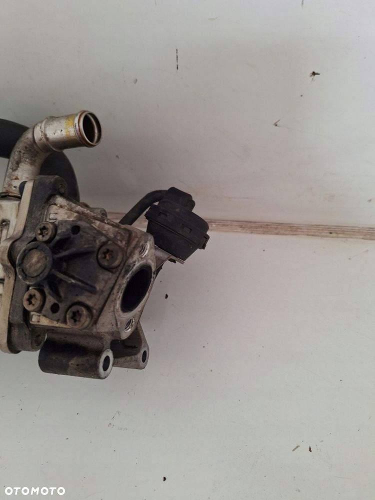 ZAWOR EGR HYUNDAI IX35 28410-2A850 1.7 CRDI 116KM KOMPLETNY OE - 3