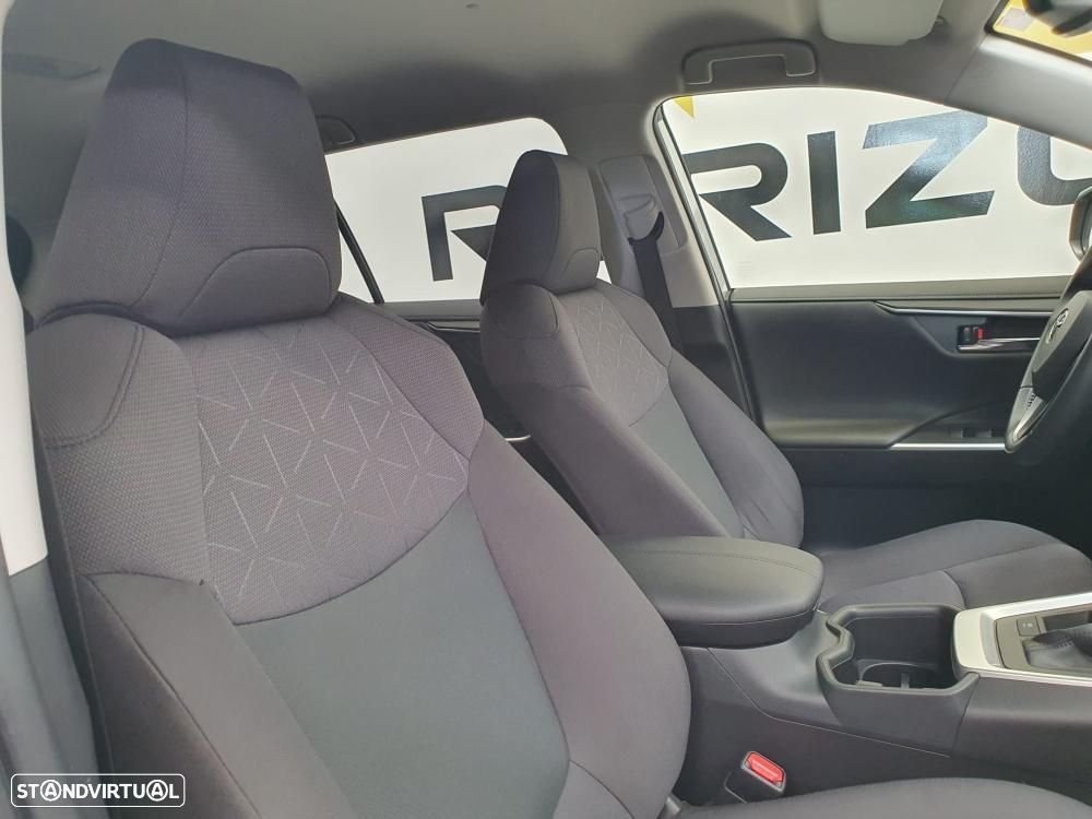 Toyota RAV4 2.5 HDF Exclusive - 18