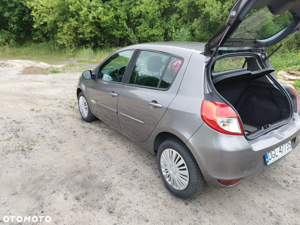 Renault Clio 1.2 16V Expression - 5