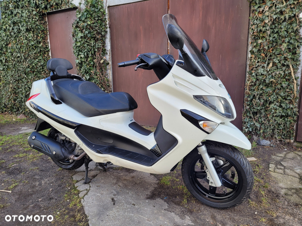 Piaggio Xevo