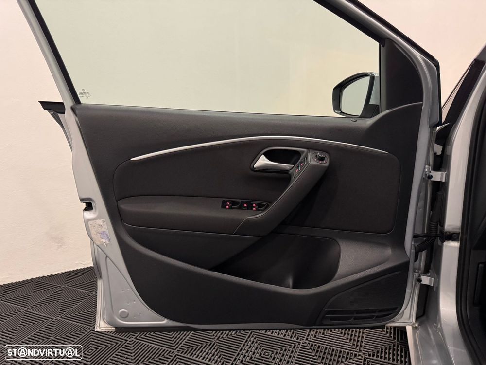VW Polo 1.4 TDi Confortline - 45
