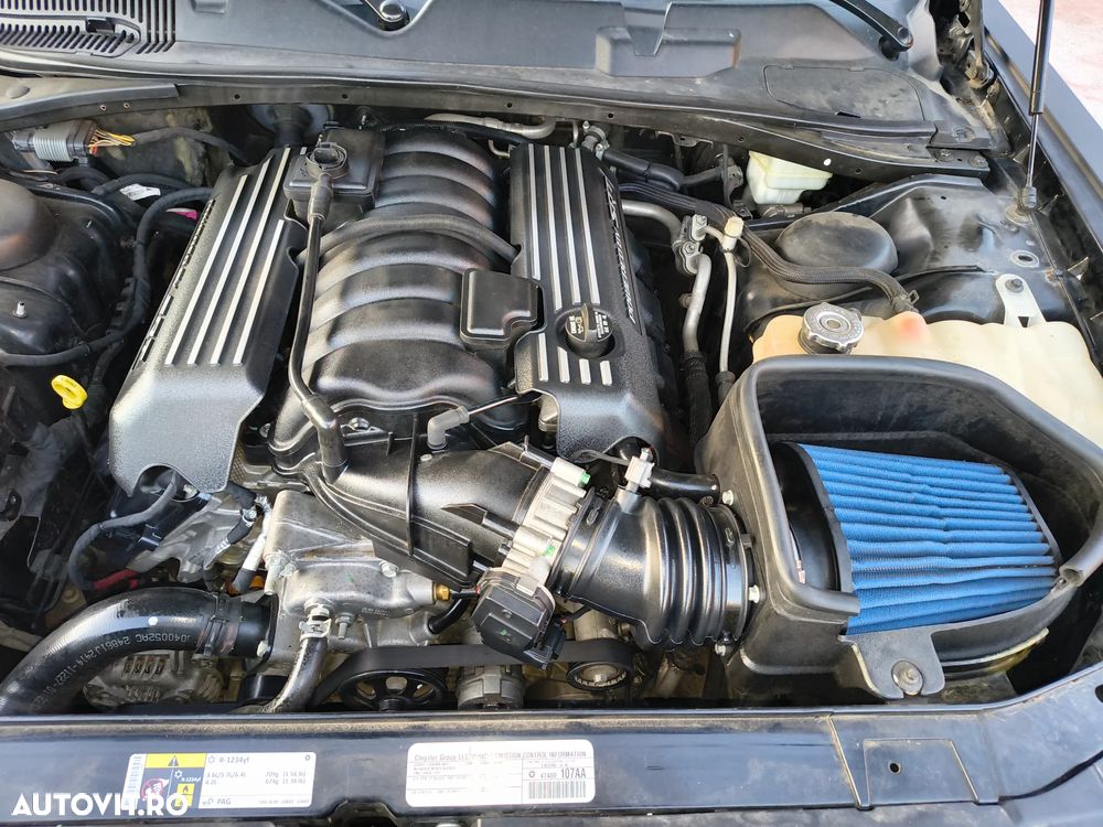 Dodge Challenger - 6