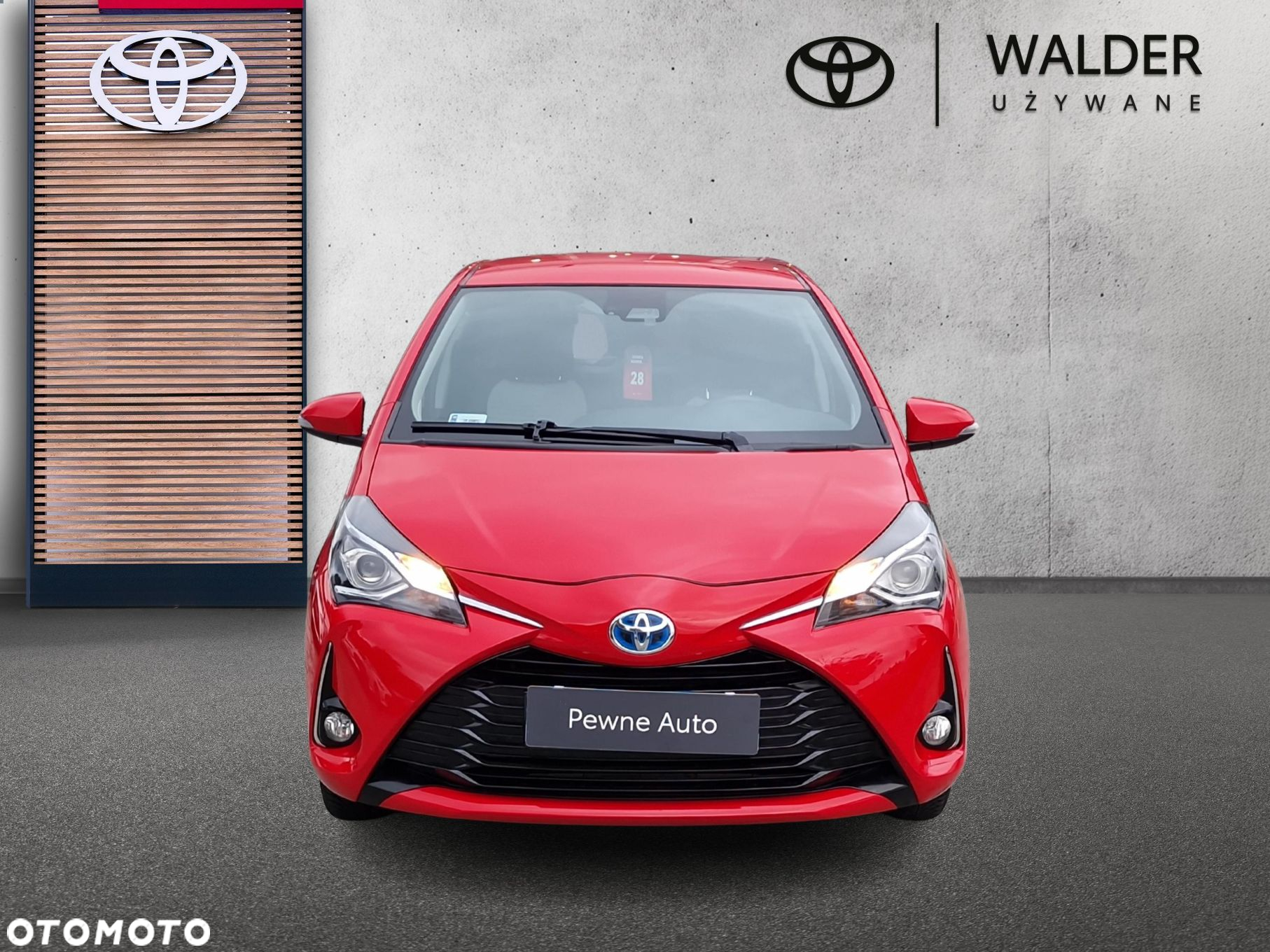 Toyota Yaris Hybrid 100 Premium EU6 - 8
