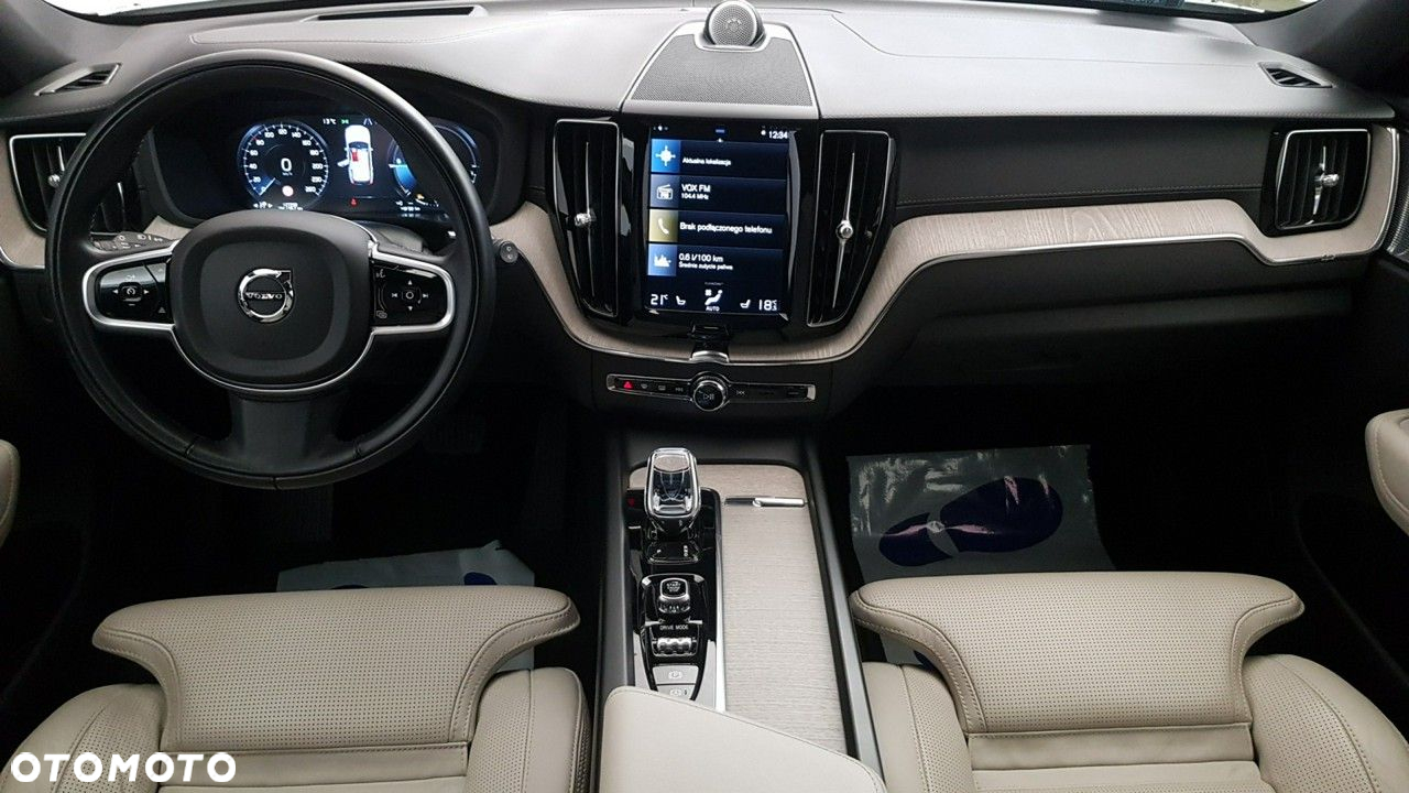 Volvo XC 60 - 18