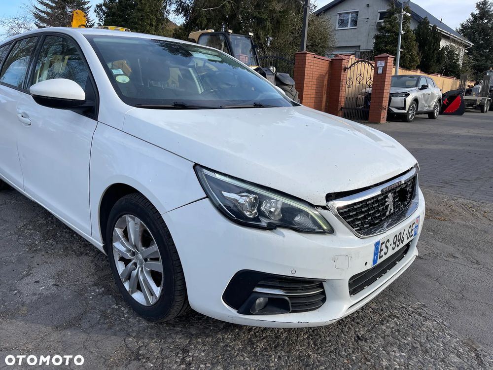 Peugeot 308 1.6 BlueHDi Business Line S&S - 28