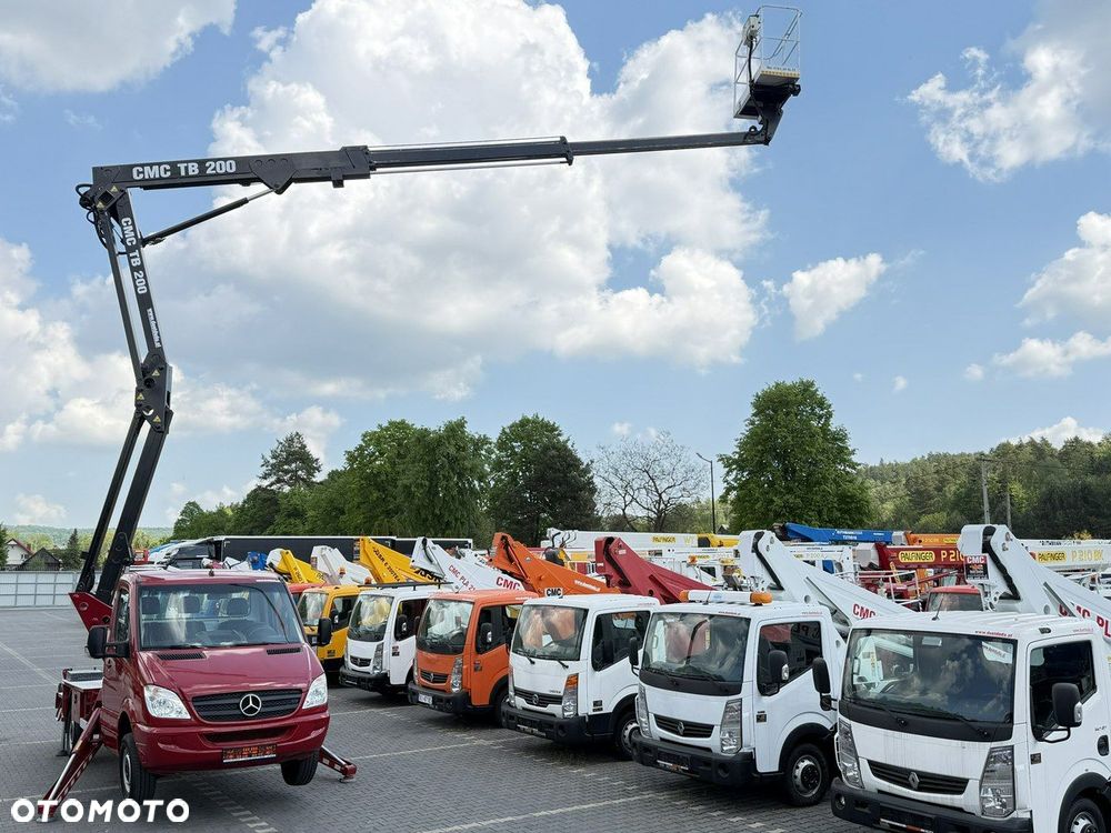 Mercedes-Benz Sprinter - 5