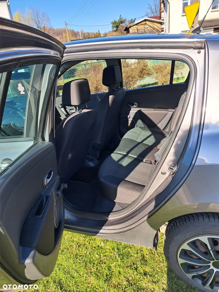 Renault Clio 1.2 16V Tech Run - 4