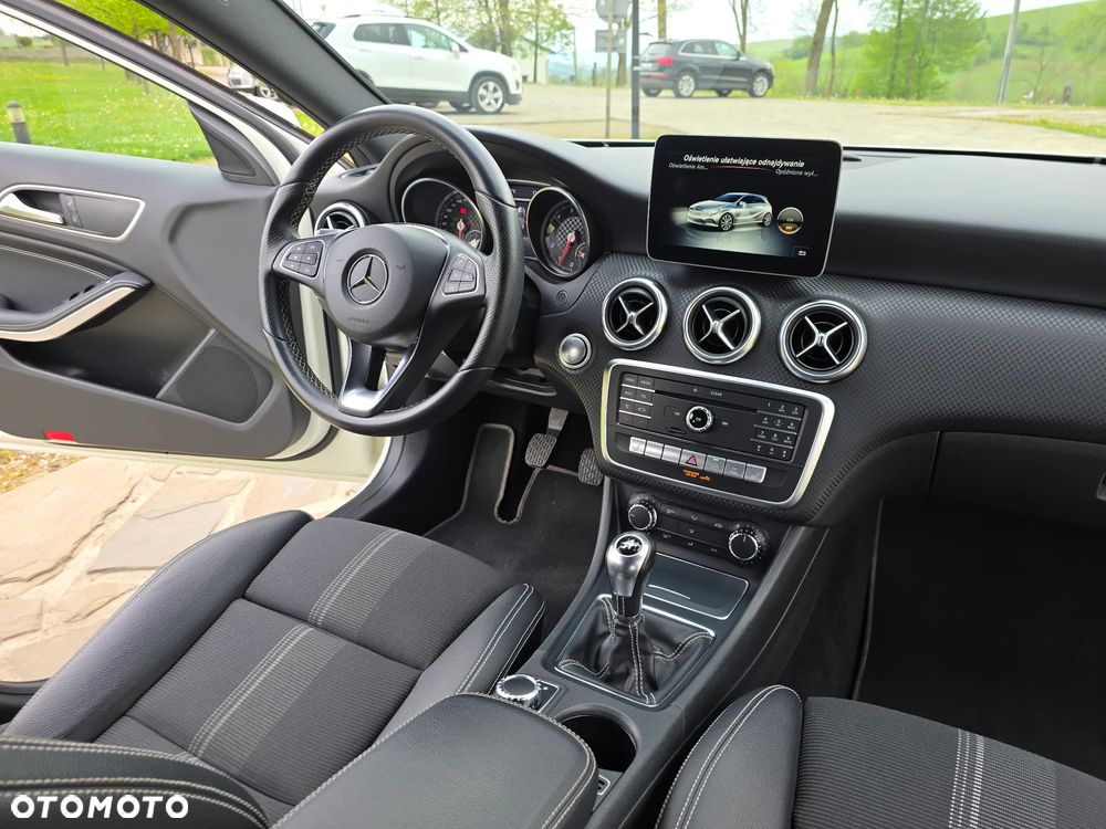 Mercedes-Benz Klasa A 180 SCORE - 19