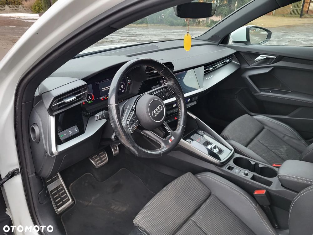 Audi A3 Sportback 2.0 TDI (clean diesel) S tronic S line Sportpaket - 33